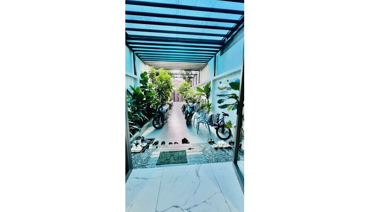 NHÀ CỰC ĐẸP - 1 SẸC TÔ NGỌC VÂN - 166M2 - 3 TẦNG- 3 Ô TÔ TRONG NHÀ - HẺM 8M - TẶNG TOÀN BỘ NỘI THẤT HƠN NỮA TỶ